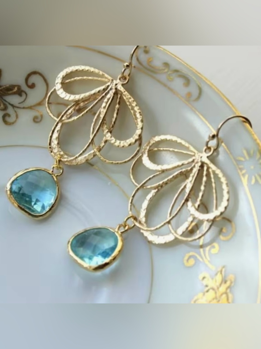 🩵 Gold Filigree Drop Earrings with Aqua Blue Crystal Teardrops 🩵